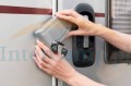 zamek dodatkowy fiamma safe door czarny.jpg