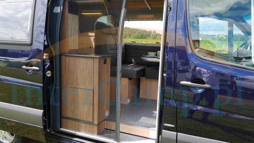 REMIcare-Van-Sprinter_01.jpg